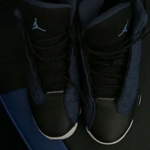 Jordan’s used 2 times clean size 5,5 big boys - Picture 5 of 6